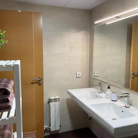 Mediodia - Parking Incluido, Centrico Y Tranquilo Daire Zaragoza