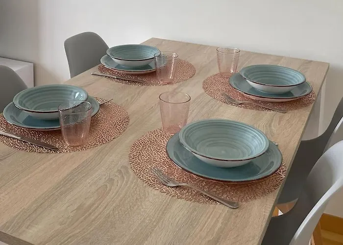 Mediodia - Parking Incluido, Centrico Y Tranquilo Daire